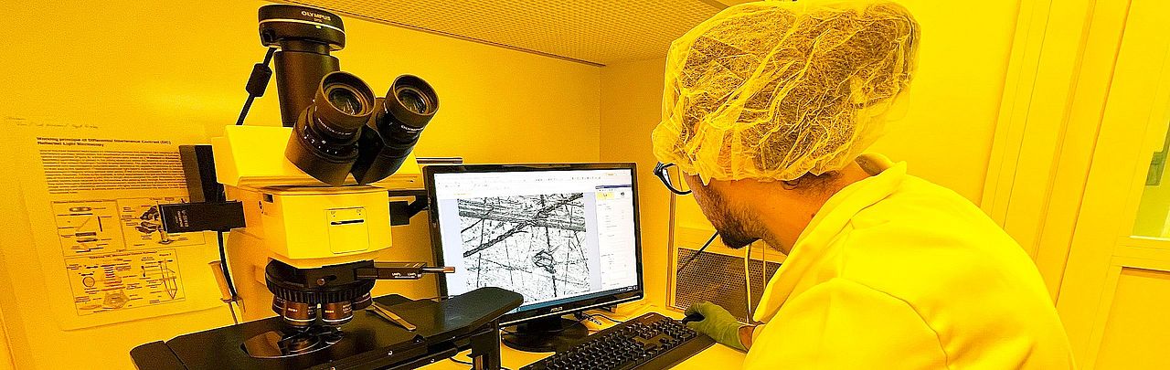 Im Nano Fabrication Lab können Materialien und Geräte im Mikro- und Nanomassstab strukturiert werden.